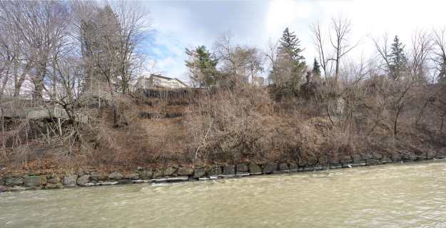 Panorama view of the bank as it looks today.