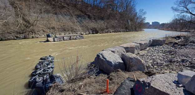 Panoramic shot of the bridge abutments.