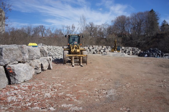 Blocks with limestone rubble.